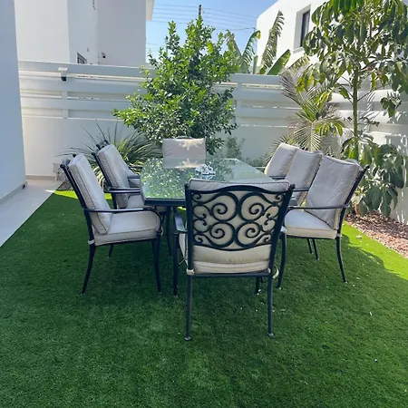 Lamias For A Relaxing Time *