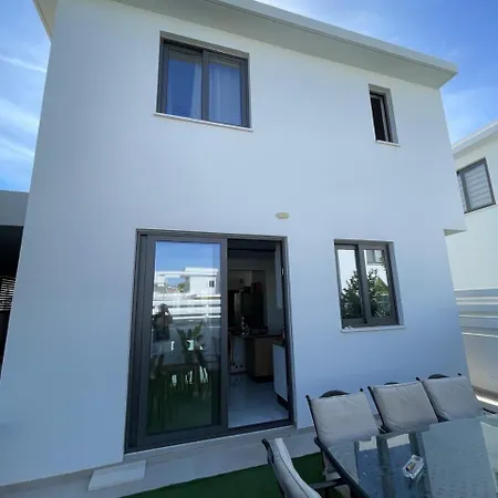 Lamias For A Relaxing Time Villa Livadhia