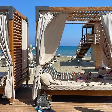 Lamias For A Relaxing Time * Livadhia