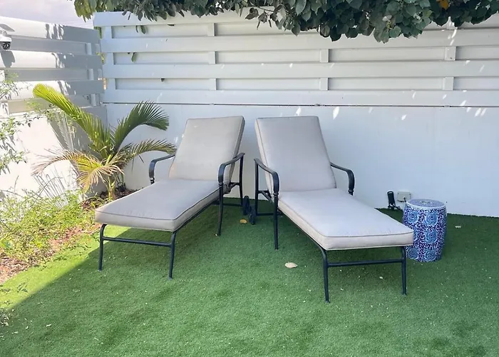 Lamias For A Relaxing Time * Livadhia